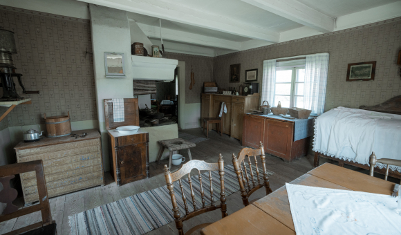 The home of a family of blacksmiths (19th century style) in Österbybruk © J. Van Belle – WBI